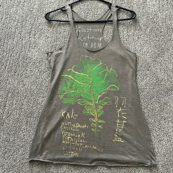 Graphic Tank, Small - Picture 1 of 7